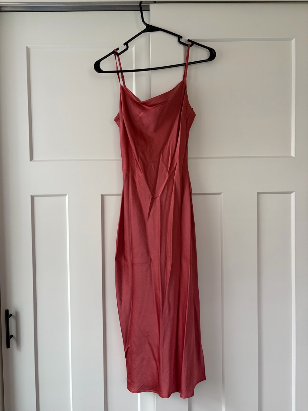 Satin Slip Dress - Roses salmon pink